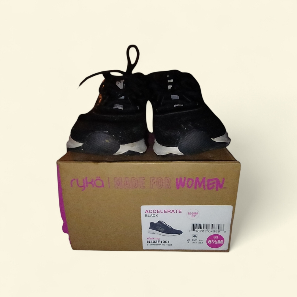 Ryka Women's Black Accelerate Shoes